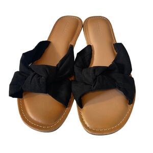 Old Navy Black Knot Faux Suede Flats in Size 9